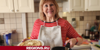 Жительница Солнечногорска рассказала, как испечь тонкие блины по «бабушкиному рецепту» - Regions.Ru
