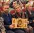 Иконописец из Солнечногорска передала бойцам СВО святыню для полевой часовни - Regions.Ru